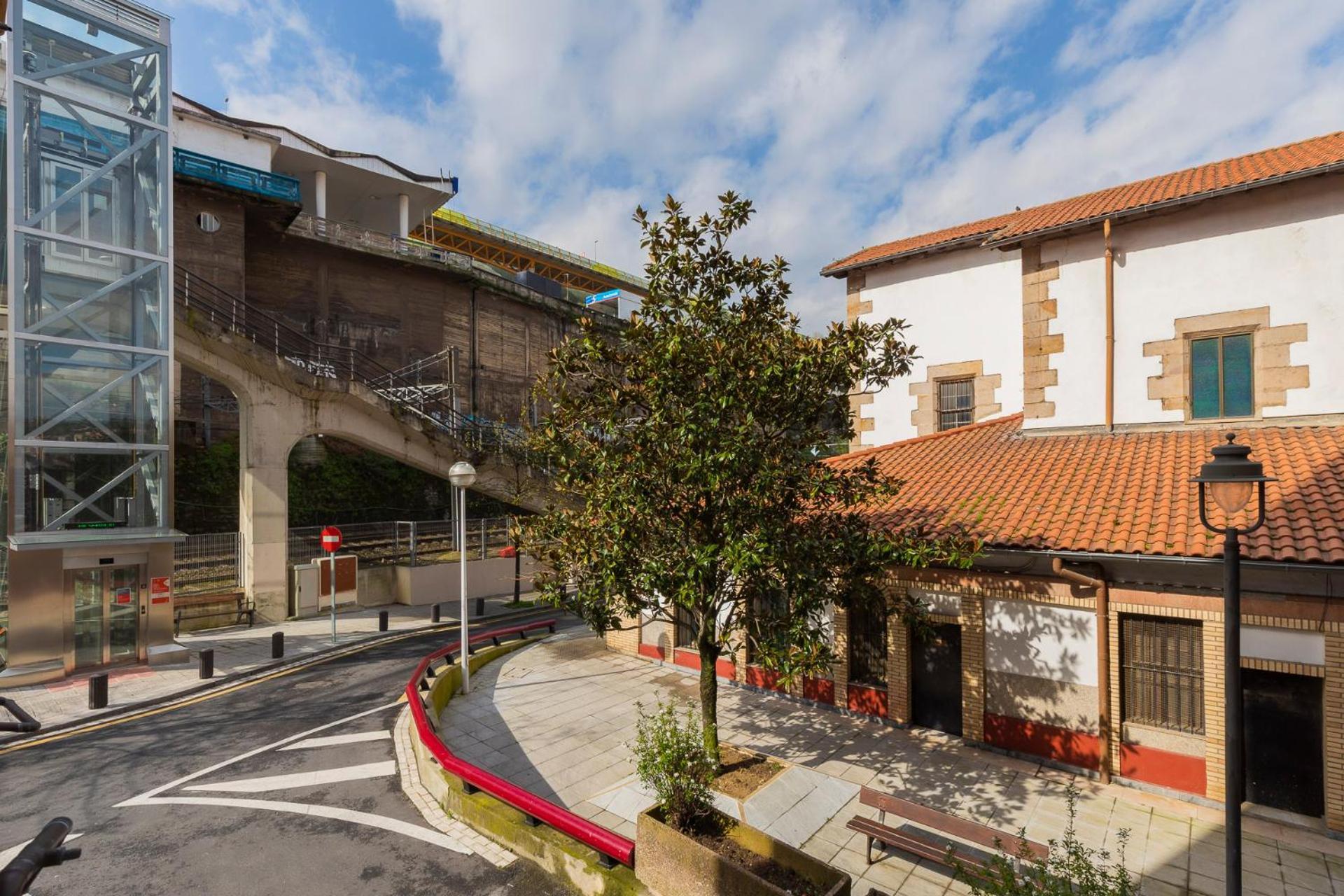 Akomodat En Apartamento Luminoso Junto Al Paseo De La Ria Bilbao Exterior foto
